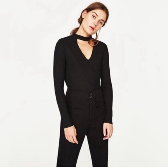Zara Elegant Black Choker Cut Out Top Long Sleeve V-Neck Top NWT - Picture 6 of 13